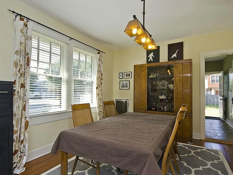 2611 Hidalgo St — Photo 9