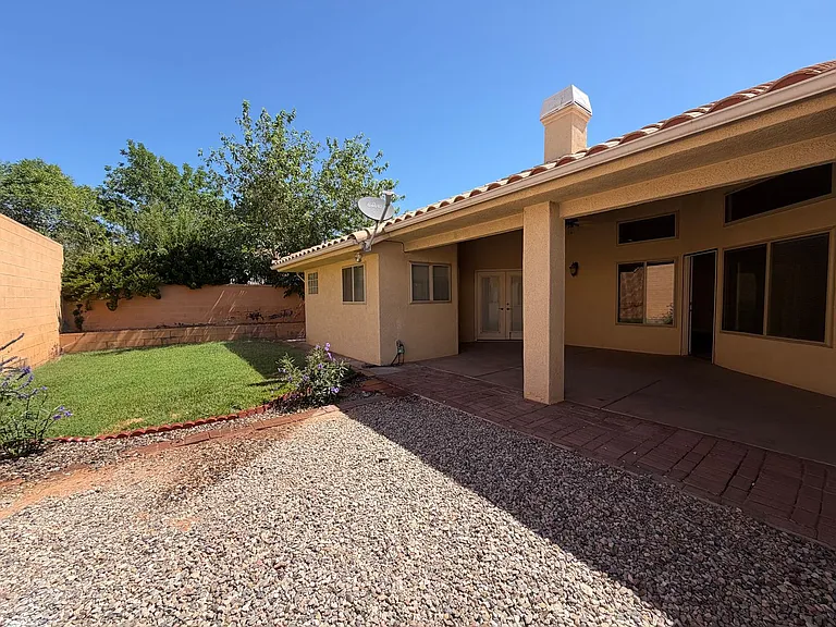 3182 S Bloomington Dr W — Photo 32