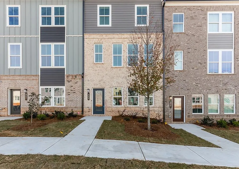 605 Tiller Way