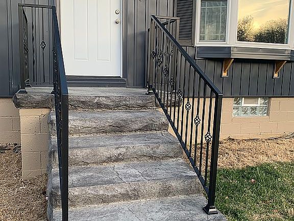 2nd image of 2517 Essex St
