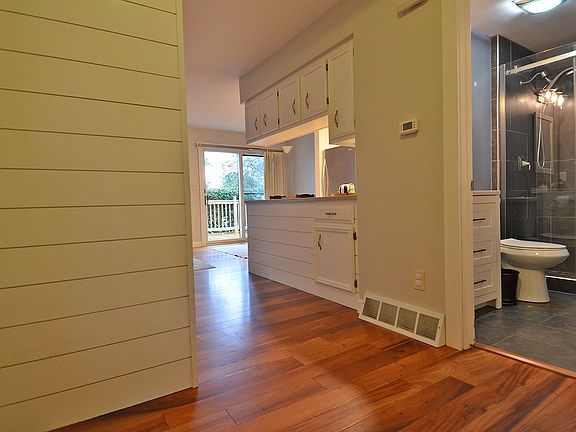 2nd image of 853 W McKinley Rd