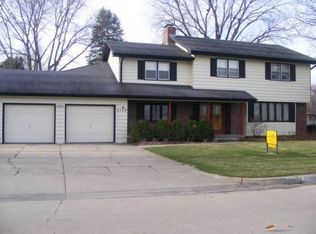 2129 Phelps Ave, Fremont, NE 68025