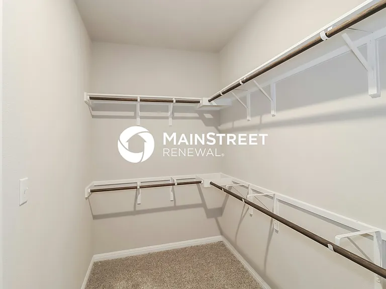 Walk In Closet