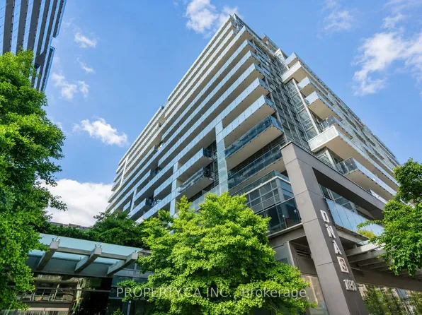 1030 King St W #Penthouse 05, Toronto, ON M6K 0B4