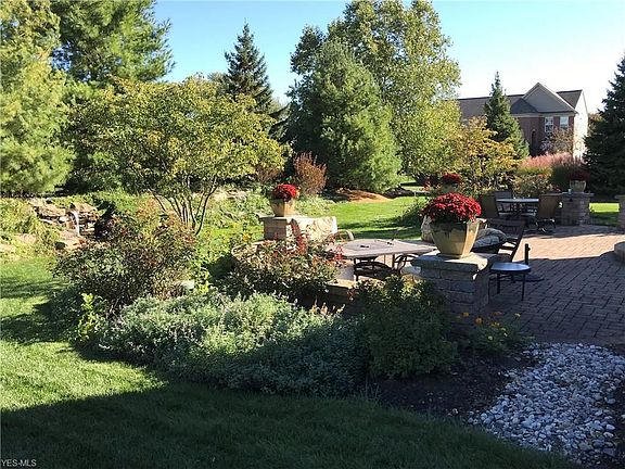 2nd image of 2847 Carlton Ct