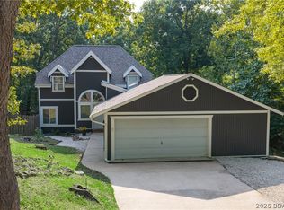 1114 Oak Rd, Osage Beach, MO 65065
