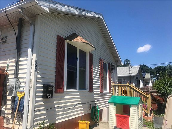 2nd image of 25 E 4th St
