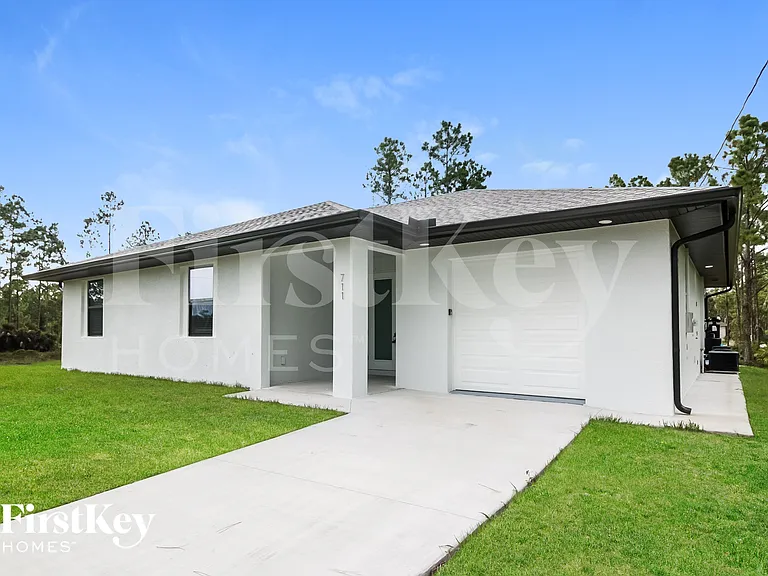 711 Nimitz Blvd — Photo 2