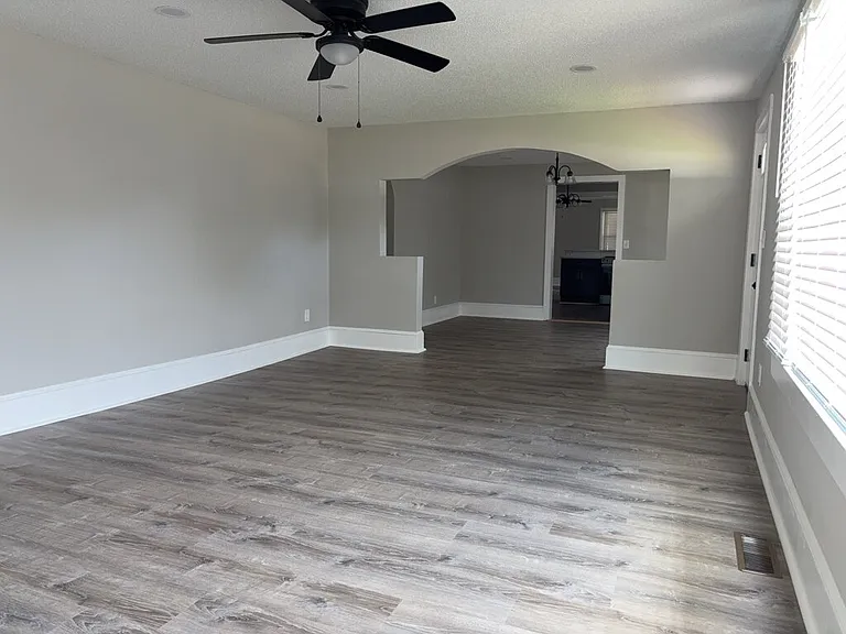 806 Pelzer Hwy — Photo 6