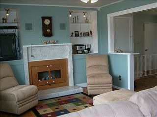 2nd image of 1328 Horseshoe Dr