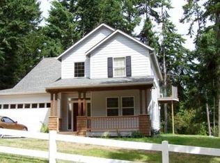 865 Leaf Ln, Greenbank, WA 98253