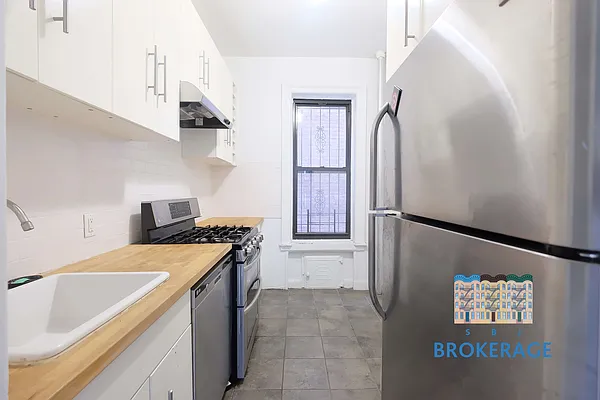 Rented by SBJ Brokerage, LLC | media 4