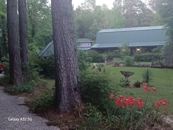 755 Evangeline Dr, Vidor, TX 77662