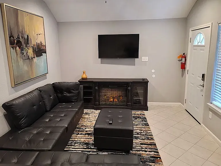 5038 Mallow St #B — Photo 10