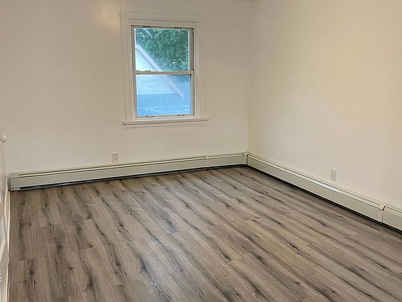 4th image of 214 Tecumseh Ave #3