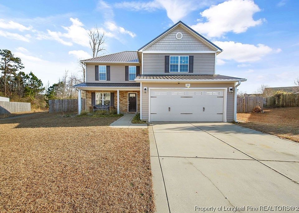 1st image of 162 Newport Ct