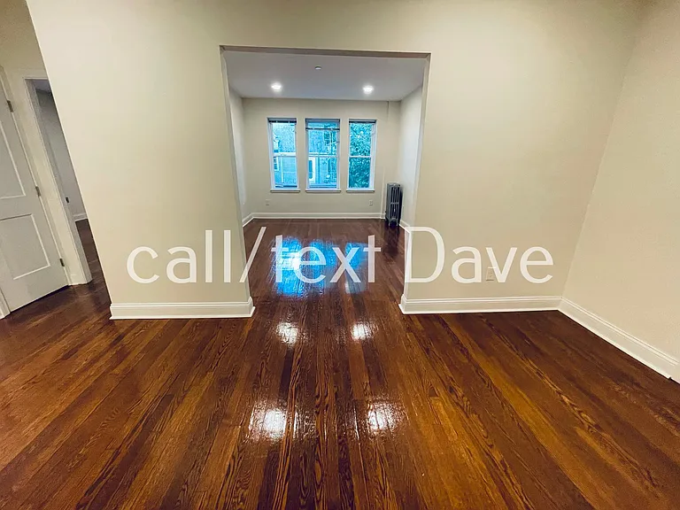 123 Sutherland Rd #1 — Photo 8