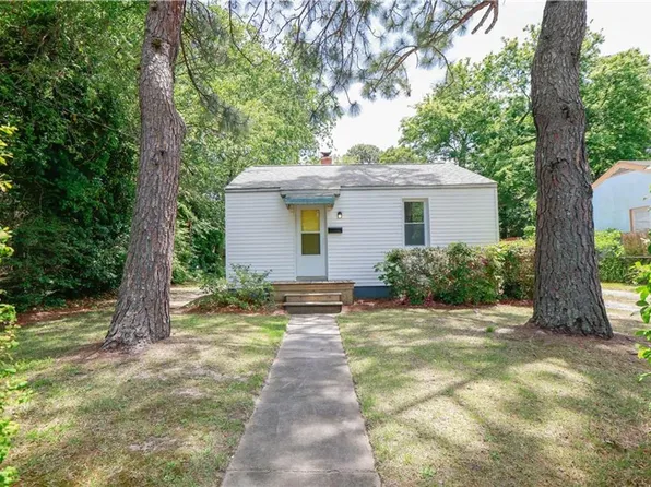 48 Pollux Cir W, Portsmouth, VA 23701