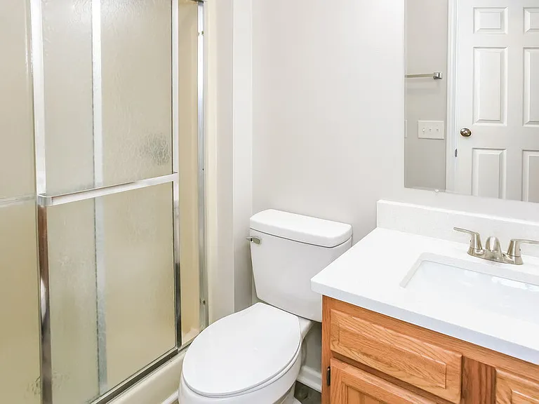 1015 Redwood Dr — Photo 14