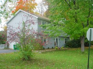 26 Hawkins St, Poughkeepsie, NY 12601