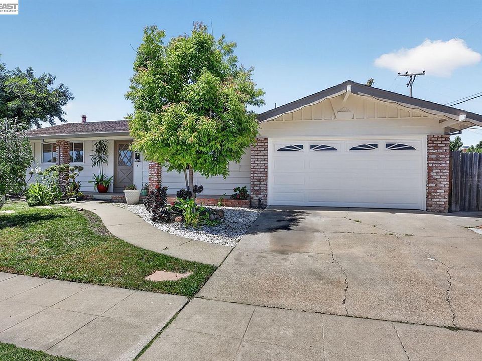 1st image of 1499 Cathy Way