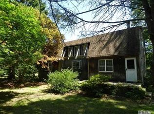 144 Auborn Ave, Shirley, NY 11967