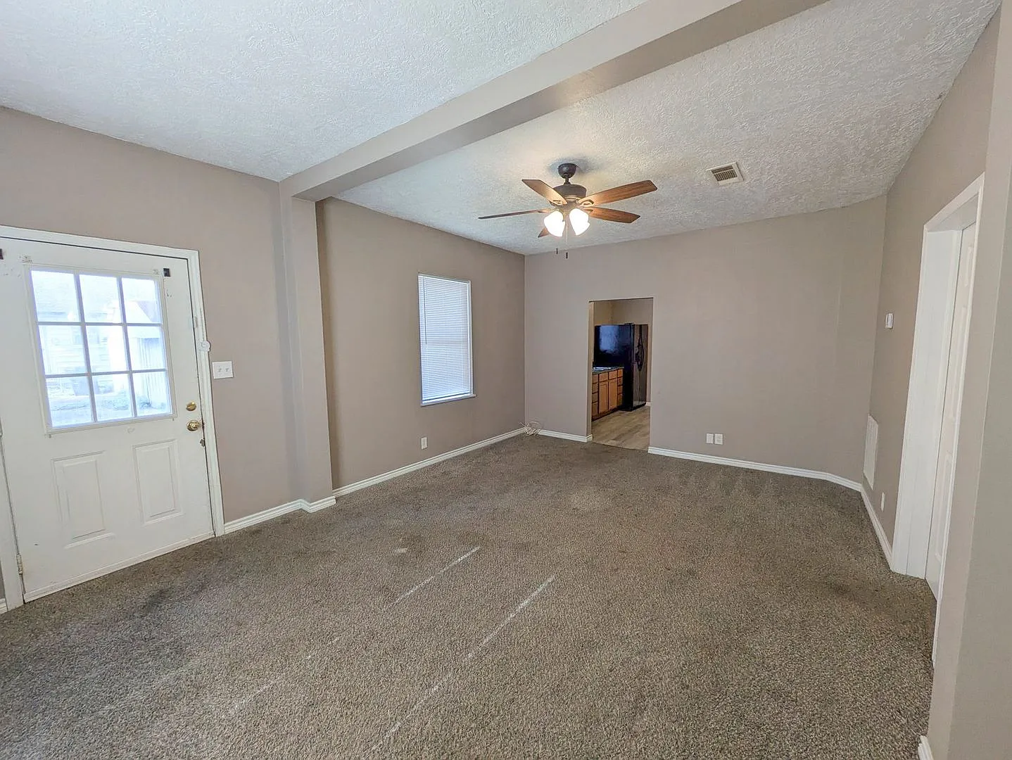 720 Avenue C, Port Neches, TX 77651 — Photo 2