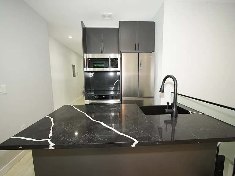 195 Stanton St #D-1 — Photo 5