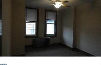 3rd image of 1841 N Newkirk St