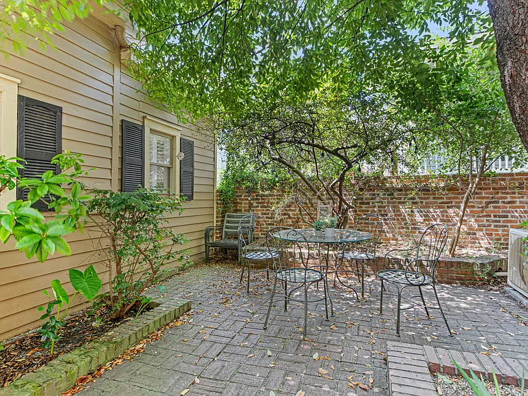 109 E Park Ave — Photo 14