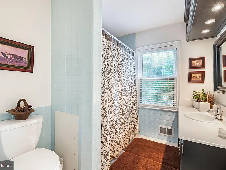 10600 Red Barn Ln #A — Photo 26