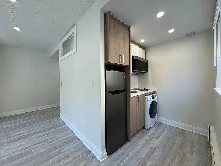 140 Springhurst Ave #U4 — Photo 6