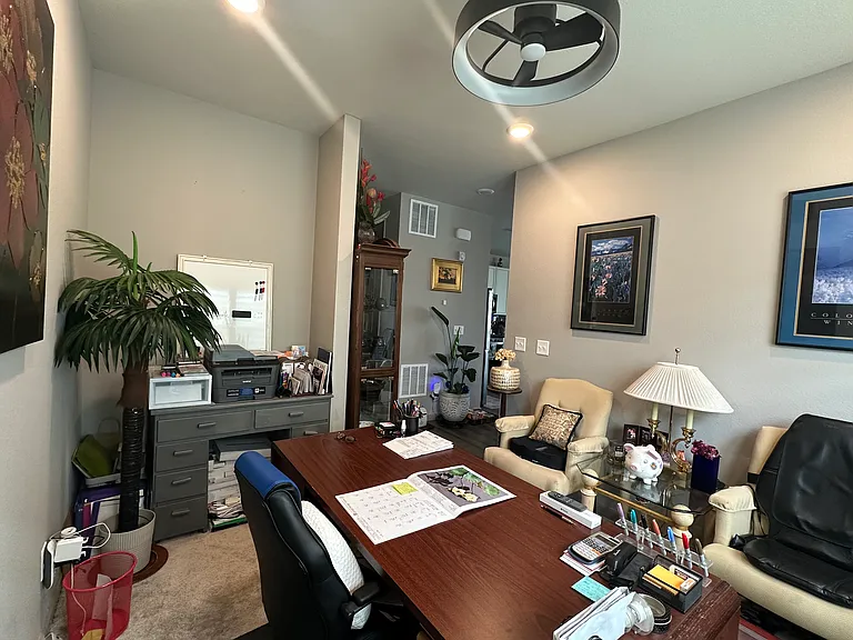 Extra office room