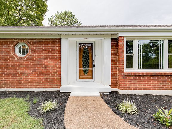3rd image of 417 Weaver Dr