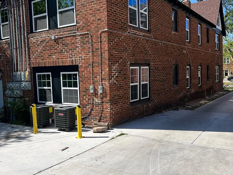 420 NW 26th St #7 — Photo 21