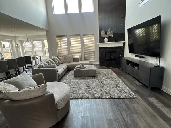 1603 Banded Ledge Dr, Mansfield, TX 76063