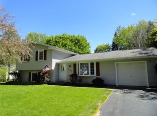 235 San Ron Dr, Webster, NY 14580