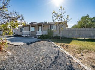 8615 Harris Rd NE, Moses Lake, WA 98837