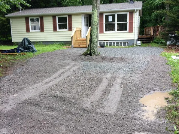1207 Fern Dr #1207, Pocono Summit, PA 18346