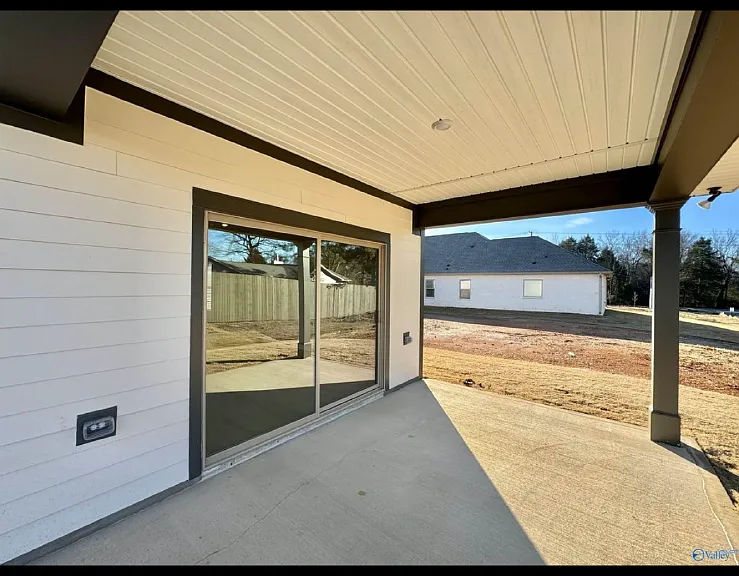 204 Cobbdale Park Dr — Photo 3
