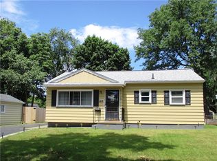 125 Southampton Dr, Rochester, NY 14616