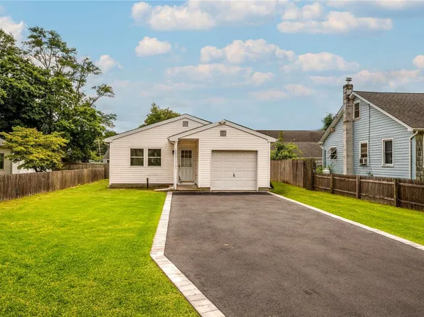 1035 West Street, Riverhead, NY 11901