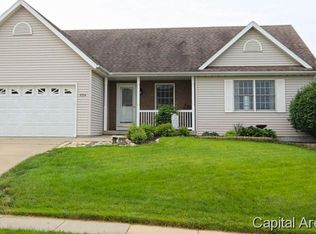 3724 Castle Hill Blvd, Springfield, IL 62712