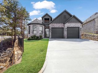 9 Greenway Bnd, Pottsboro, TX 75076