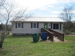 920 County Line Rd, Reidsville, NC 27320