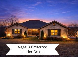 167 Madison St #6093, Huntsville, AR 72740