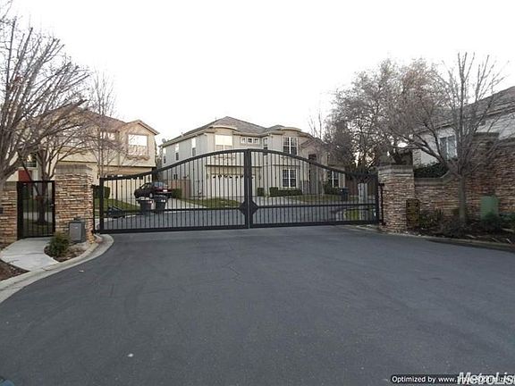 3rd image of 12039 Gold Arbor Ln