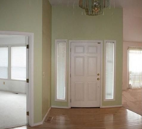 2nd image of 3114 17th Street Pl SE