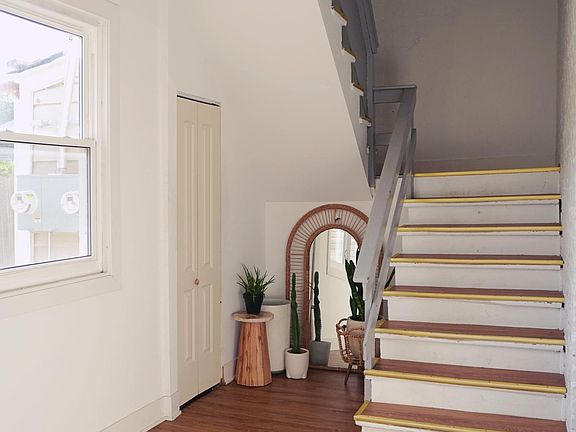 Building entryway
