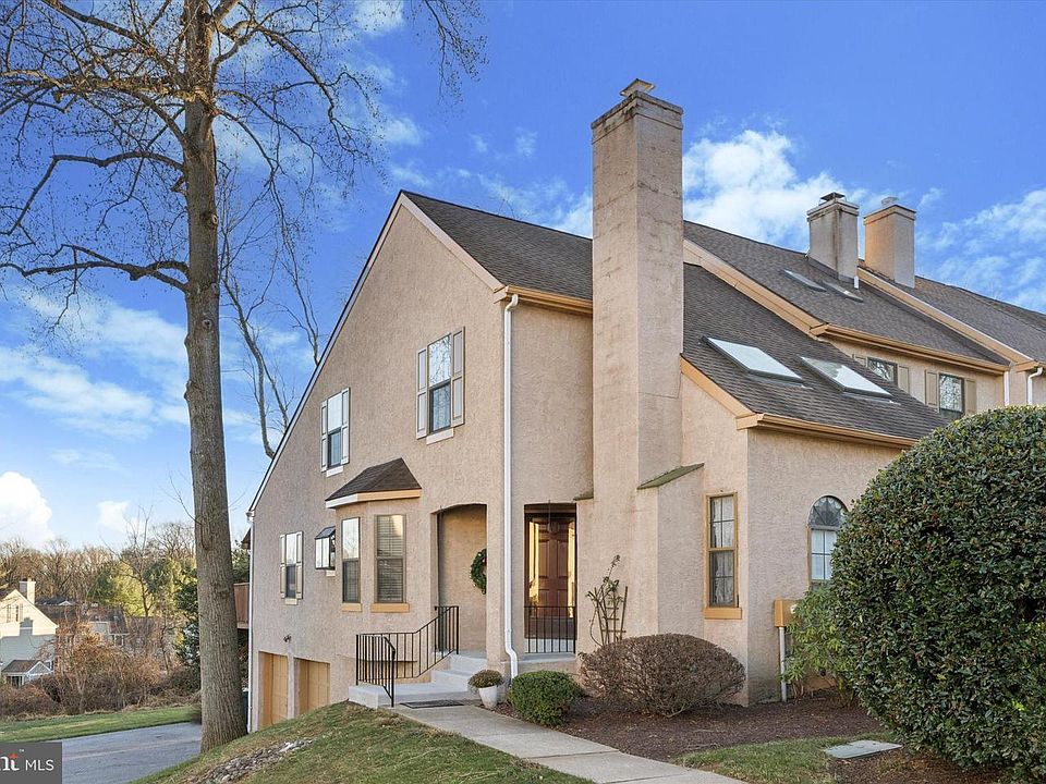 1st image of 2701 Stoneham Dr